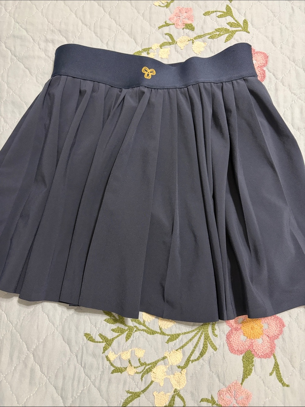 Aritzia Golden Navy PreOwned Skort Size XS